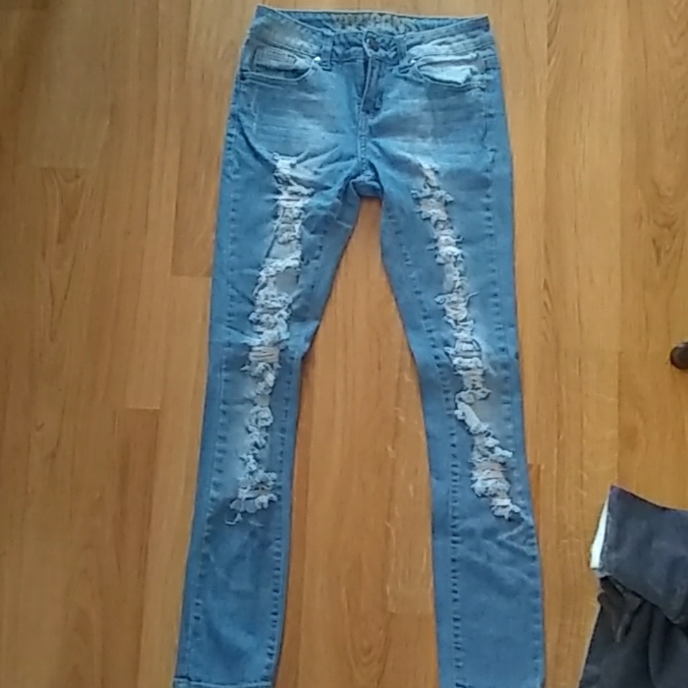 Ripped jeans